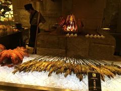 -雍和会海鲜姿造自助(湖东路店)