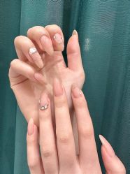 -悦指间美甲美睫