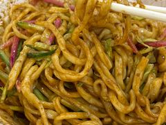 -黑八私房老北京炸酱面