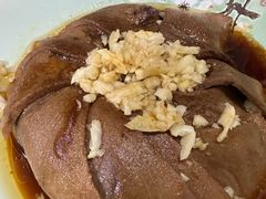 金牌蒜香牛舌-老刘私厨猪脚饭