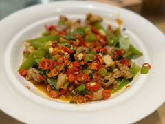 -渝信川菜 · 川味家常菜(财富购物中心店)