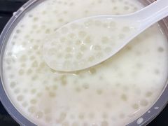 椰汁薏米西米露-百花传统甜品店(原址店)