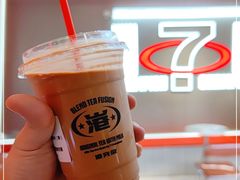 -港究茶·冠军丝袜奶茶(皇庭广场店)