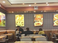 -花馬肆.云南过桥米线(汉神购物广场现场熬汤店)