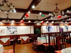 大堂-六和聚传统烤鸭.天津菜(和平店)