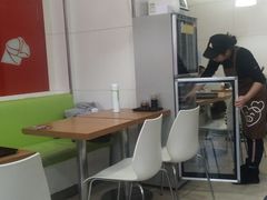 大堂-满宝馄饨(HRB新亭街店)