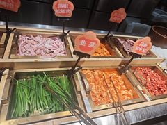 -芝小官毛肚火锅海鲜自助(苏州吴江区万宝店)