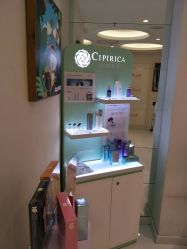 -咪咪比基尼脱毛专业店