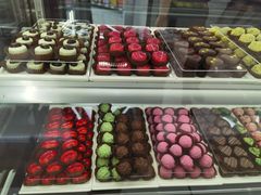 -利群胶州购物广场(澳门路店)