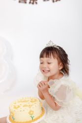 -小熊维尼高端儿童摄影(宝安旗舰店)
