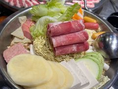 -哈哈碳都·牛肋条无限自助烤肉(台江万达店)