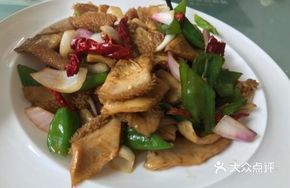 Large Pig's Trotter Dish