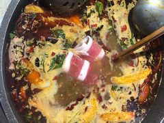 -鸡遇虾煲干锅火锅(小寨金莎店)