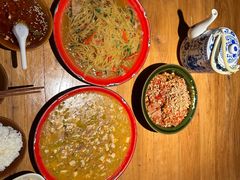 -先启半步颠小酒馆(白麓里店)