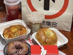 -HOT CRUSH趁热集合·现烤面包(环球港店)
