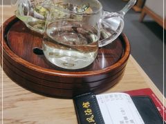 -顺风汤馆·广府粤菜(江宸天街店)