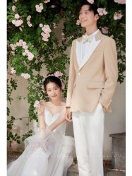 -雪中彩影婚纱摄影·微光艺术中心