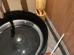 -灸春堂·艾灸·痛症·整脊连锁(之江银泰店)