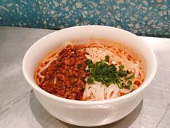 -姚姚酸菜鱼·金戈戈香港豉油鸡(喜荟城联名店)