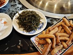 -粘豆包铁锅炖二部(温泉街店)