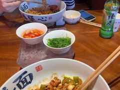 -李犟大爆鳝面·手工蟹黄包(湖滨西湖店)