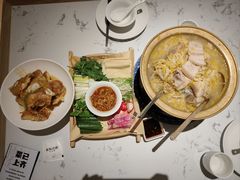 -关东小磨东北菜(漕河泾印象城店)