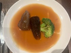 -大中华希尔顿酒店-念自助餐·嗨啤·小龙虾