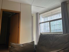 -鹏城丽景酒店(华强北红岭地铁站店)