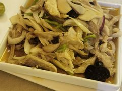-伊带伊路新疆美食府(呼家楼店)