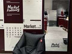 -M Stand(成都COSMO店)