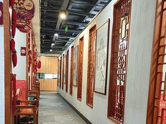 -乡土黄·鲜牛肉火锅·小龙虾(兴业街店)