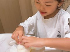 -香港百合居(LCM置汇旭辉广场店)