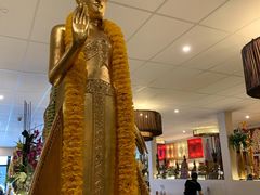 -Thai Pothong Restaurant