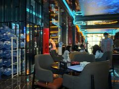 -屋有岛沉浸游戏旗舰店(中山公园店)