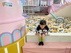 -多多淘儿童体验中心(重庆来福士店)