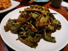 麻将油麦菜-馋嘴蛙火锅