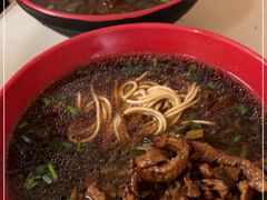 -小龙大肉面馆