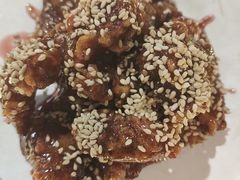 -爆炸头阿姨小四川正宗川味小吃(无任何分店)