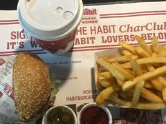 -The Habit Burger Grill 哈比特汉堡(复兴soho店)