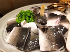 -草家酱蟹炭火烤肉店(珲春南路一店)