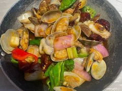 -巴厘龙虾·榜首油焖大虾(音乐学院·沿江酒馆店)