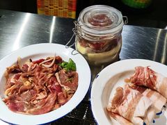 -马路牙子地桌烤肉(工体店)