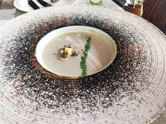 黑松露蘑菇汤-YUE·6·西式融合餐厅(外滩六号店)