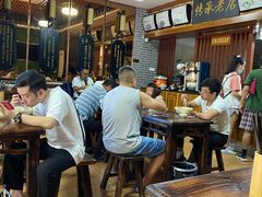 大堂-遵义虾子张六羊肉粉(普陀路店)