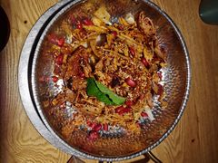 手撕扁担鸡-吃饭皇帝大(解放西路店)