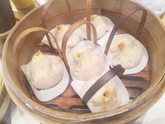 手拆蟹黄小笼包-龍堂蟹黄小笼包(万家丽店)