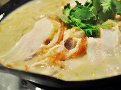 锅仔炉肉炖酸菜-京尊烤鸭店JINGZUN(春秀路店)