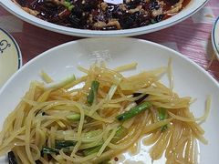 -洪霞餐馆