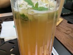 -出走咖啡·面包(宋庄店)