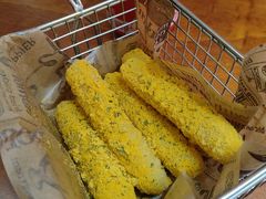 -BHC炸鸡(明洞总店)